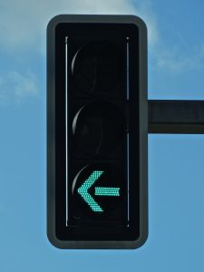 Traffic signal indicating a left turn